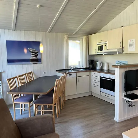 Strandhaus Duenenpark 1c Vakantiehuis Priwall